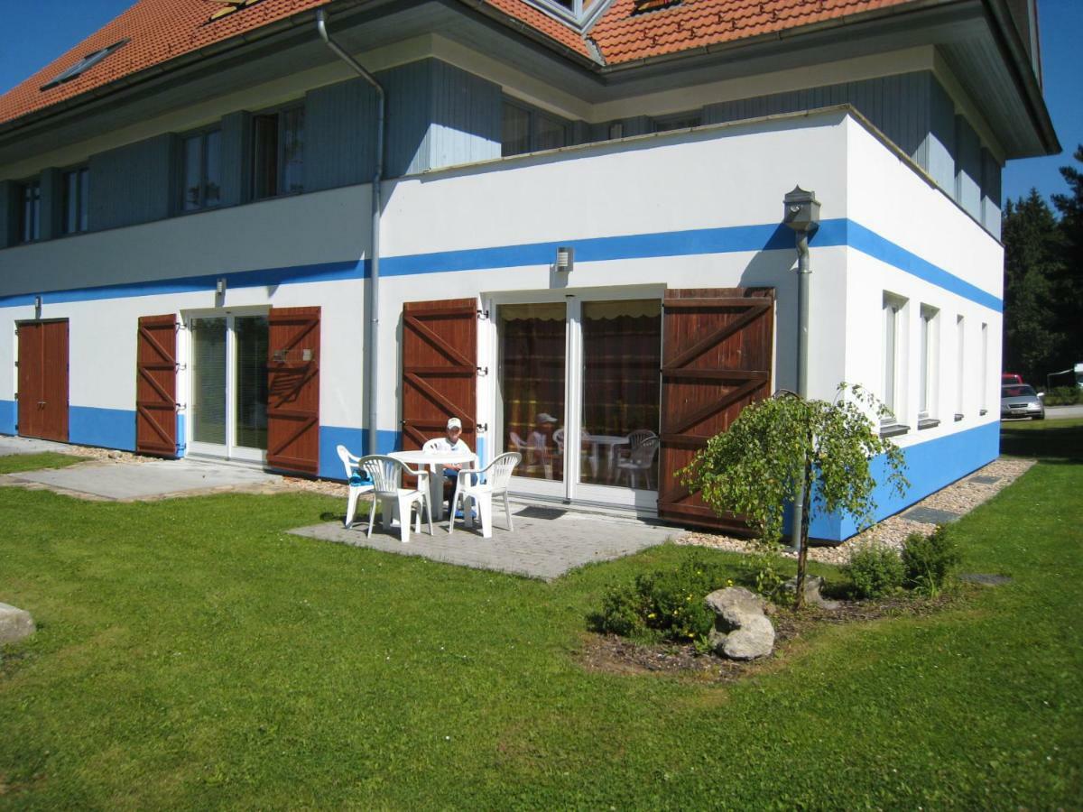 Apartman Riviera Lipno nad Vltavou Exterior photo