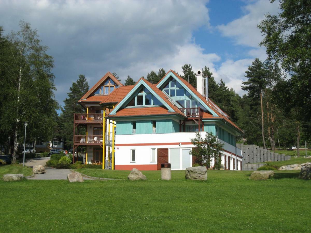Apartman Riviera Lipno nad Vltavou Exterior photo
